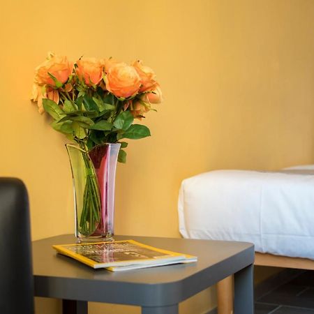 Raffaela'S Suite & Rooms Vatican Guest House Roma Ngoại thất bức ảnh